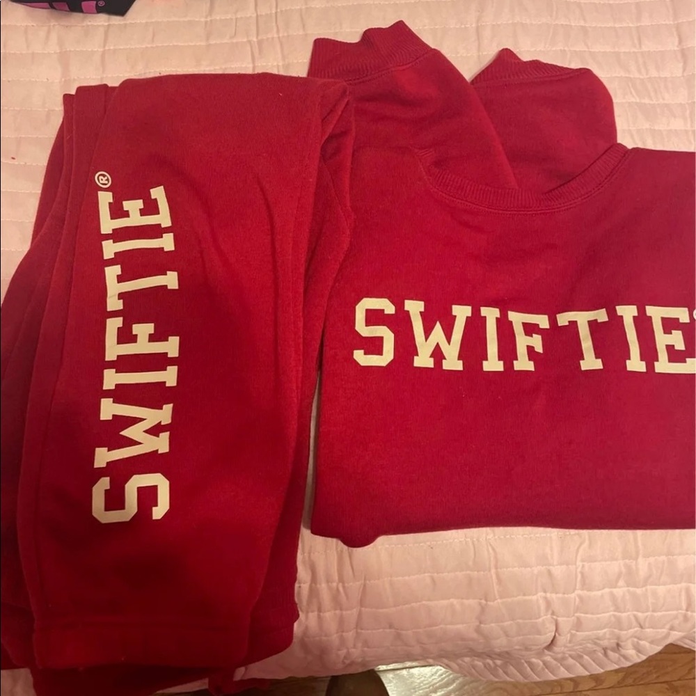 taylor Swift Swiftie crewneck and joggers